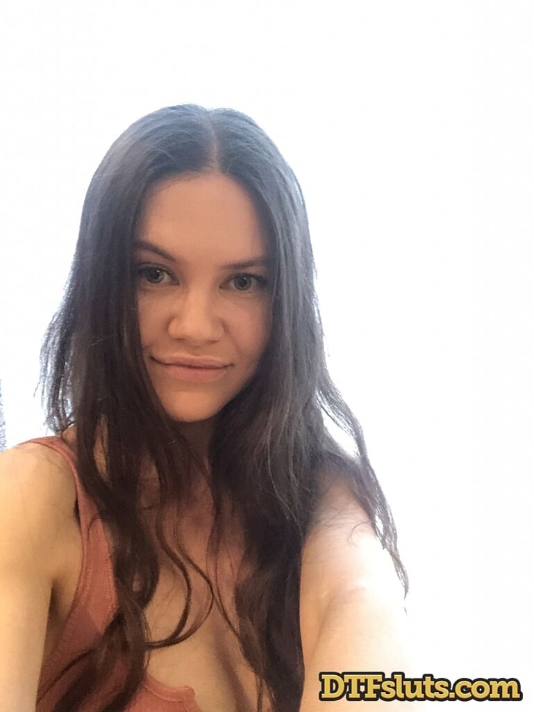 Amanda Clarke: Voyeur DP Threesome With Friends