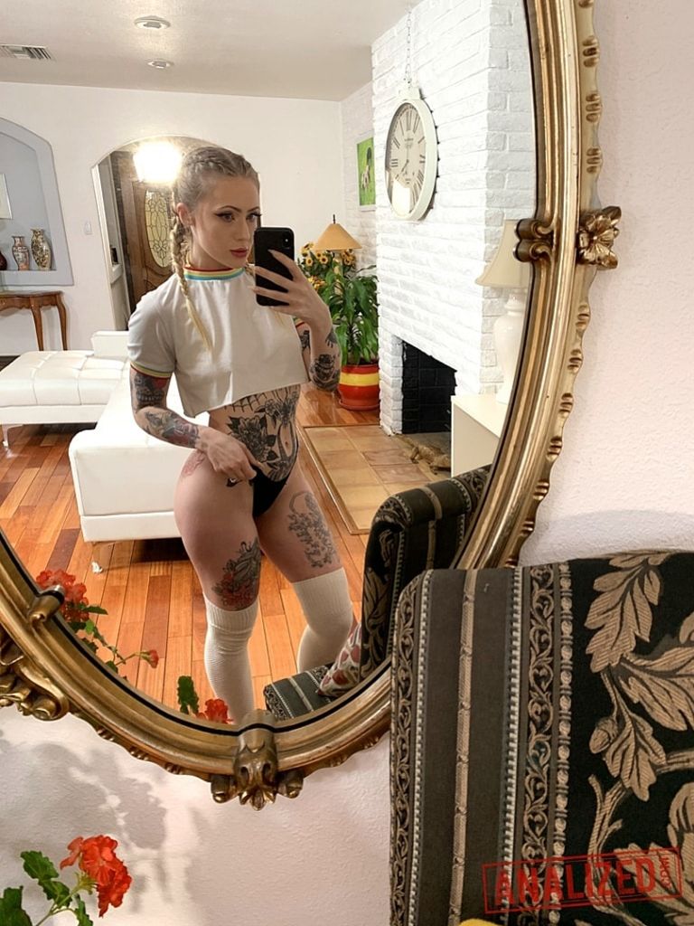Baby Sid: PAWG Stretches Both Holes To The Max