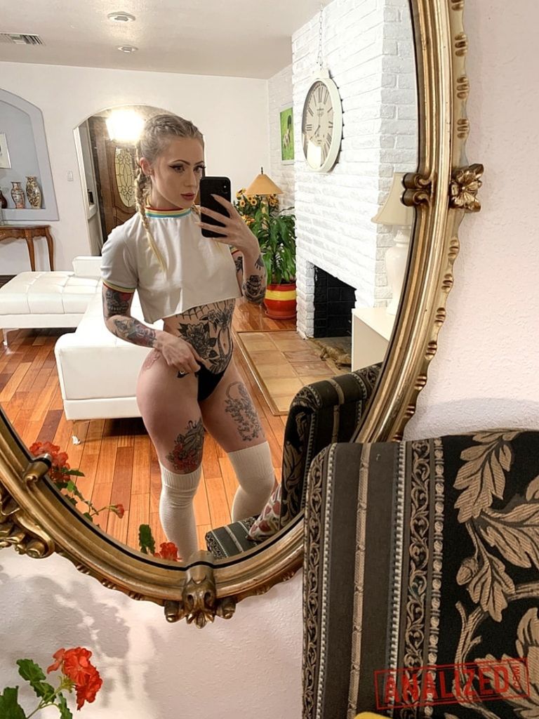 Baby Sid: PAWG Stretches Both Holes To The Max