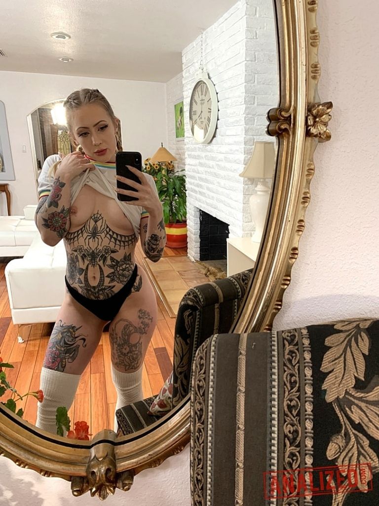 Baby Sid: PAWG Stretches Both Holes To The Max