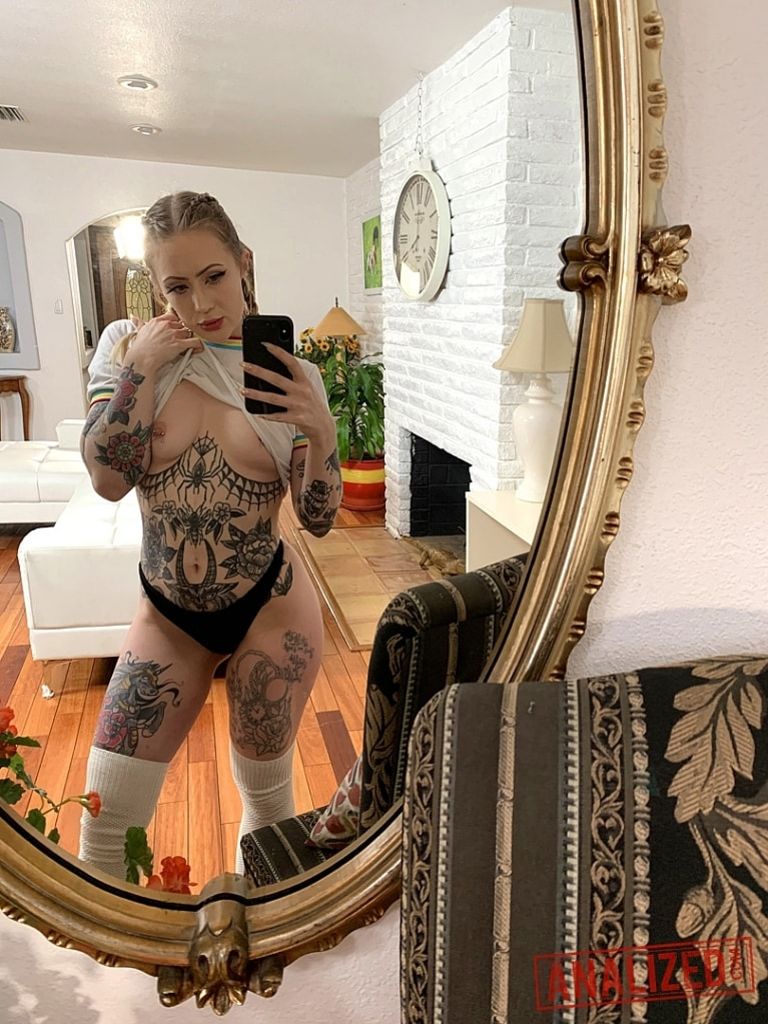 Baby Sid: PAWG Stretches Both Holes To The Max