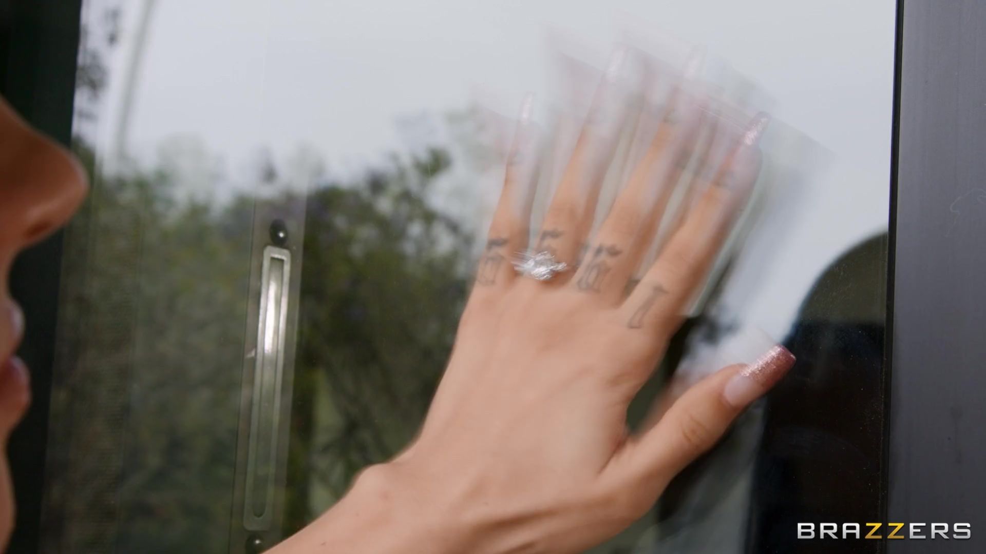 Runaway Bride Needs Dick