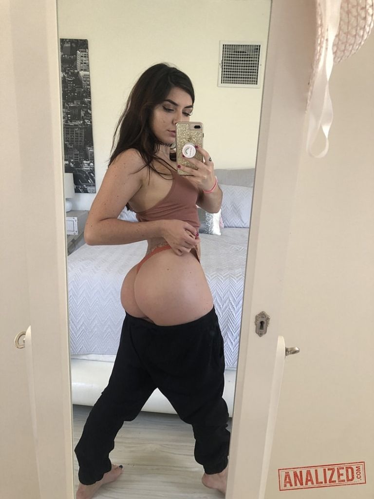 Keira Croft: Homemade Anal Princess