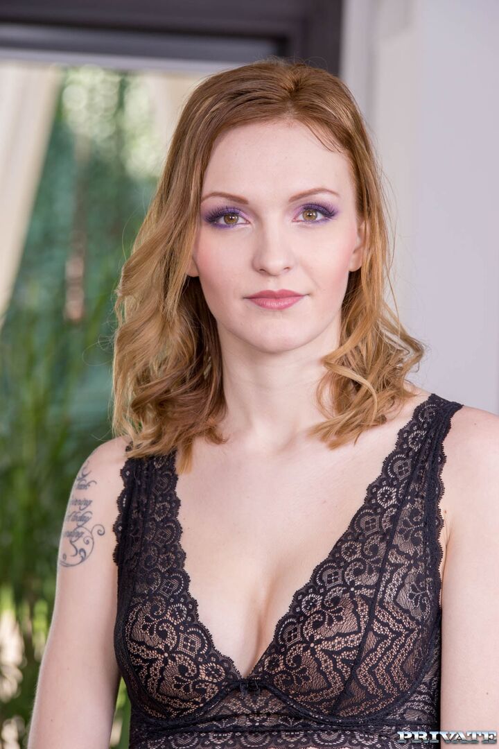 Belle Claire Dons Lingerie For DP Threeway