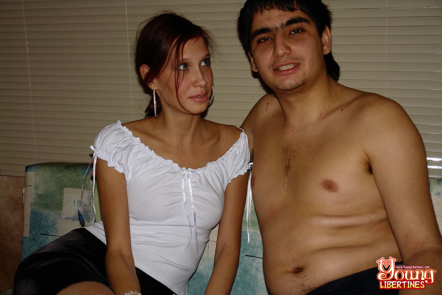 TEEN COUPLE FUCKING IN THE DARK