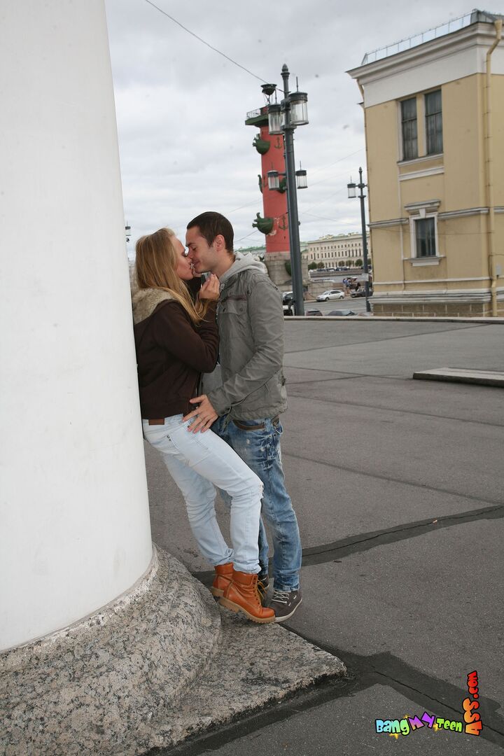ASSFUCKING ON A FIRST REAL DATE