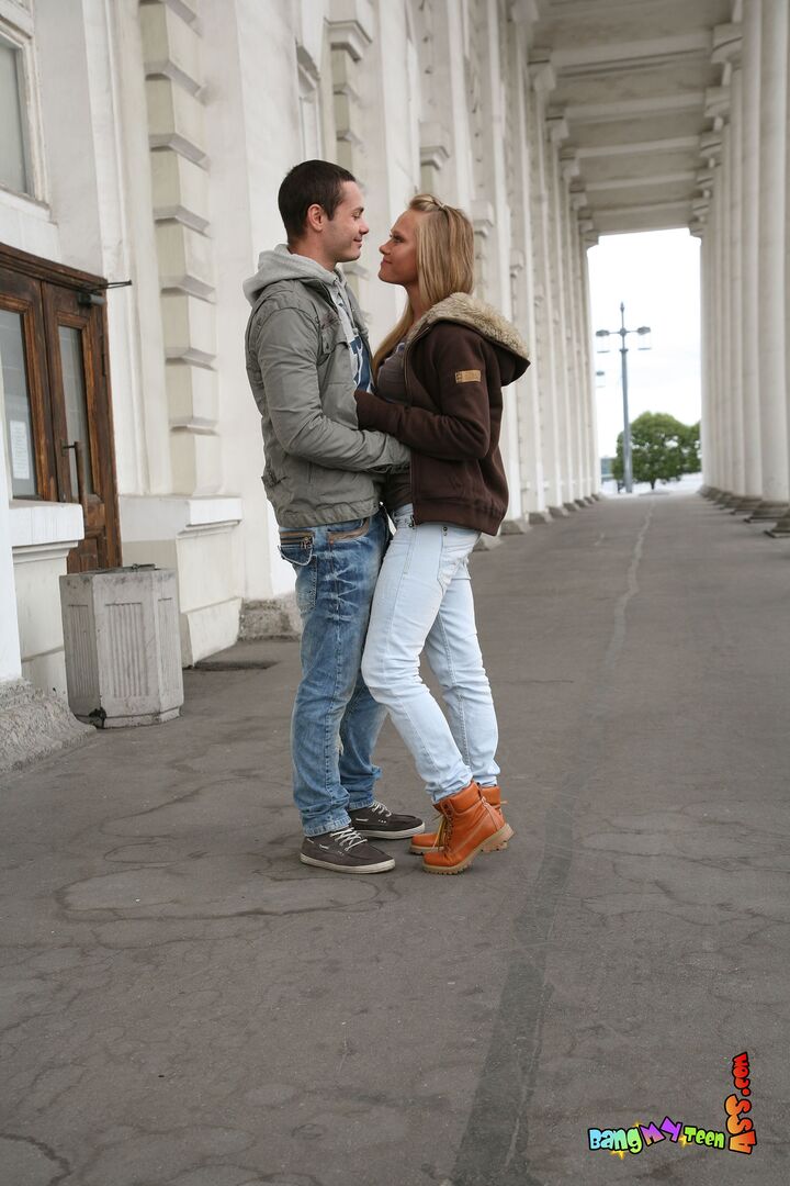ASSFUCKING ON A FIRST REAL DATE