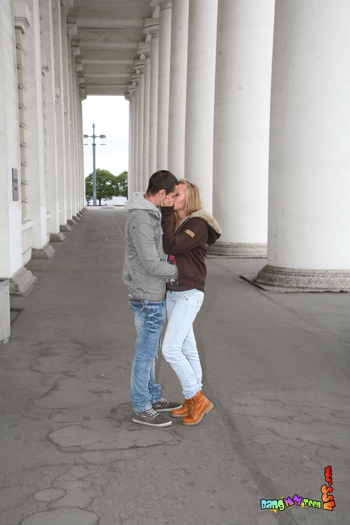 ASSFUCKING ON A FIRST REAL DATE