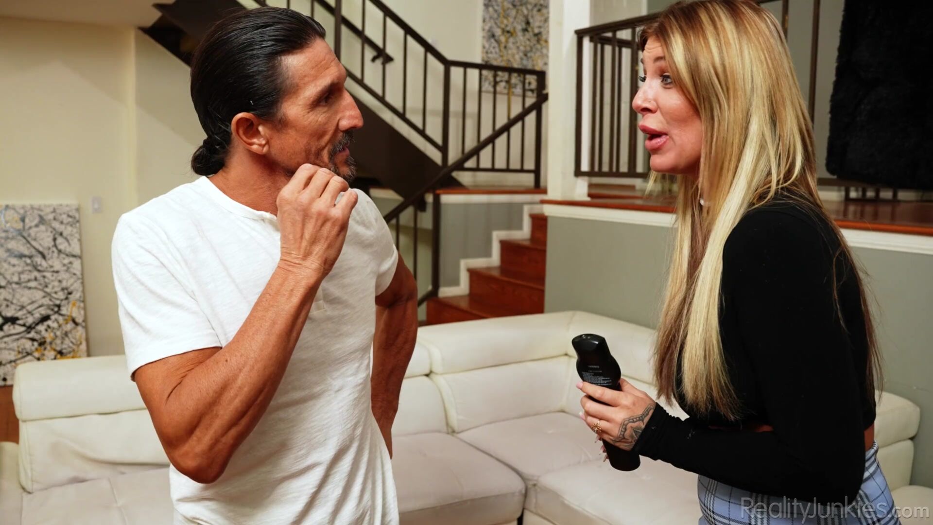 Cheating housewives 4 Scene 3
