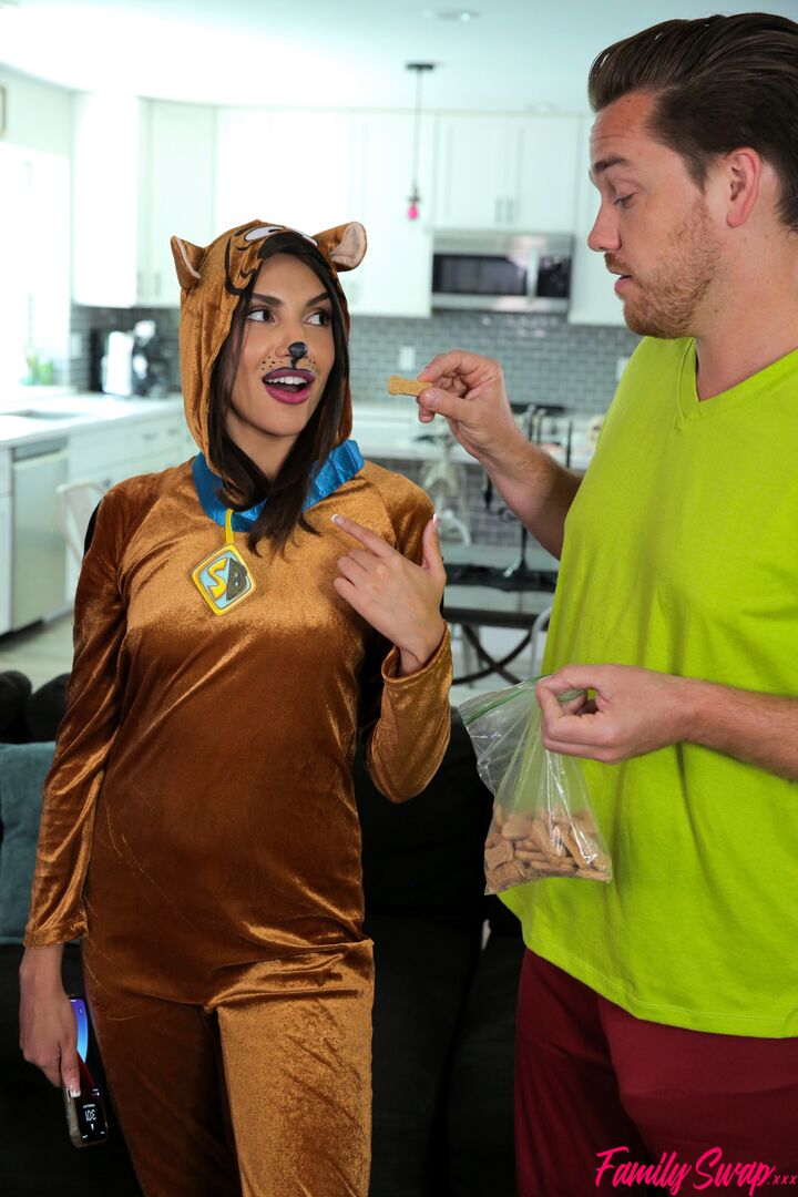 Would You Do It For A Swap Snack - S4:E1