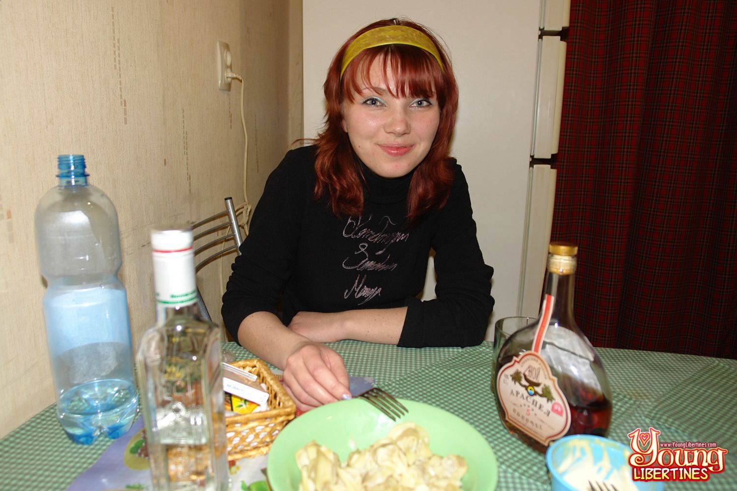 Redhead teeny enjoying hot sex