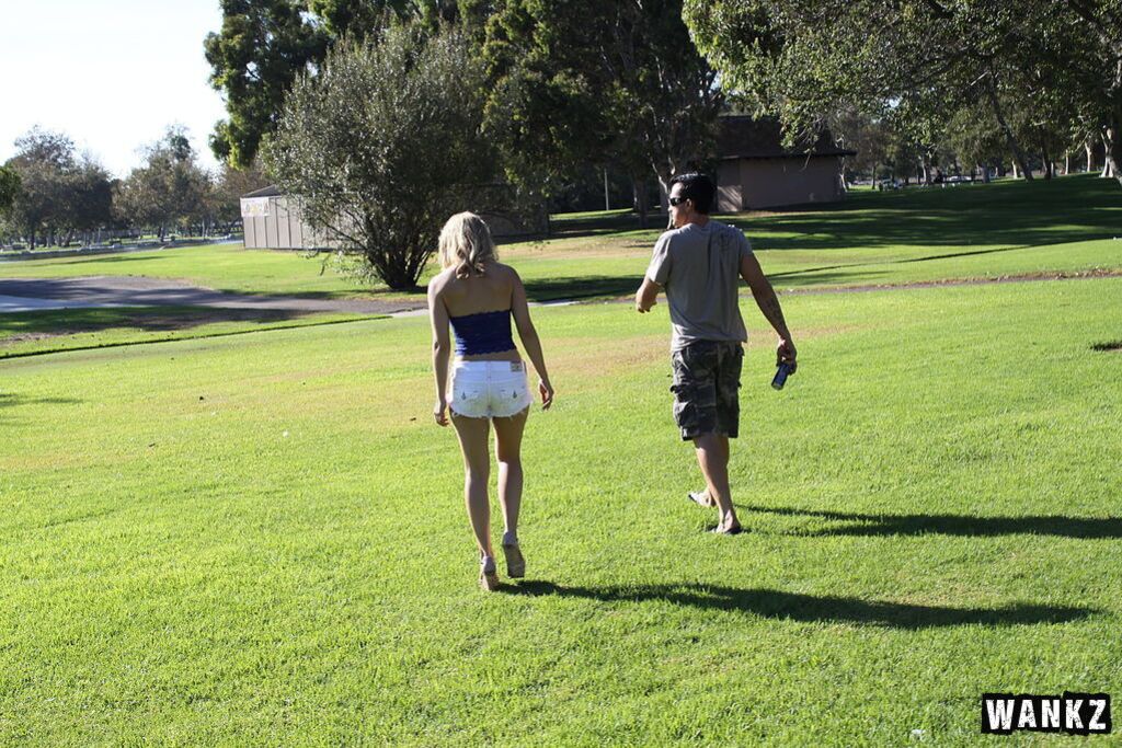 Guy Strolls Down The Park And Fines Beautiful Blond Slut