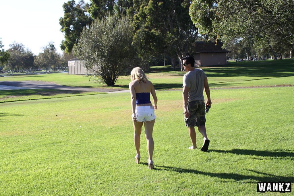 Guy Strolls Down The Park And Fines Beautiful Blond Slut