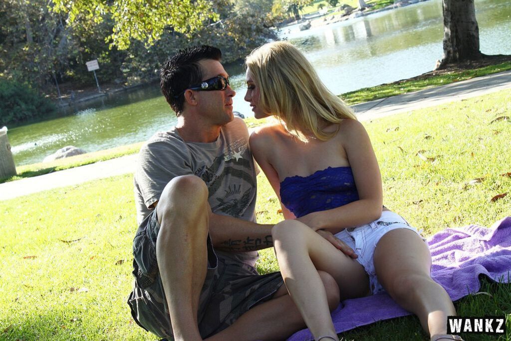 Guy Strolls Down The Park And Fines Beautiful Blond Slut