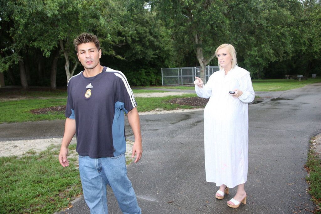 Drop Dead Gorgeous Amanda Bryant Gets Some Man Meat