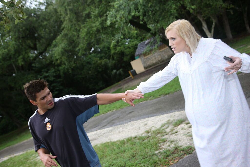 Drop Dead Gorgeous Amanda Bryant Gets Some Man Meat