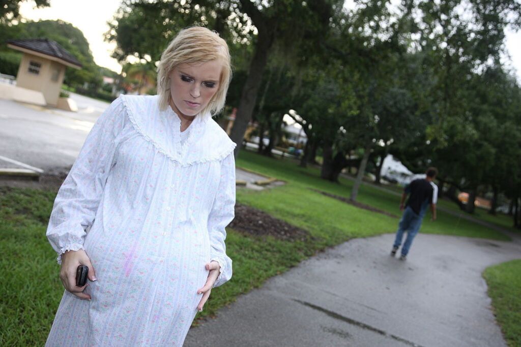 Drop Dead Gorgeous Amanda Bryant Gets Some Man Meat