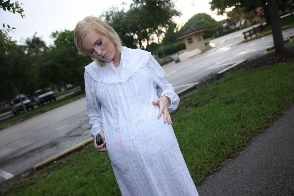 Drop Dead Gorgeous Amanda Bryant Gets Some Man Meat