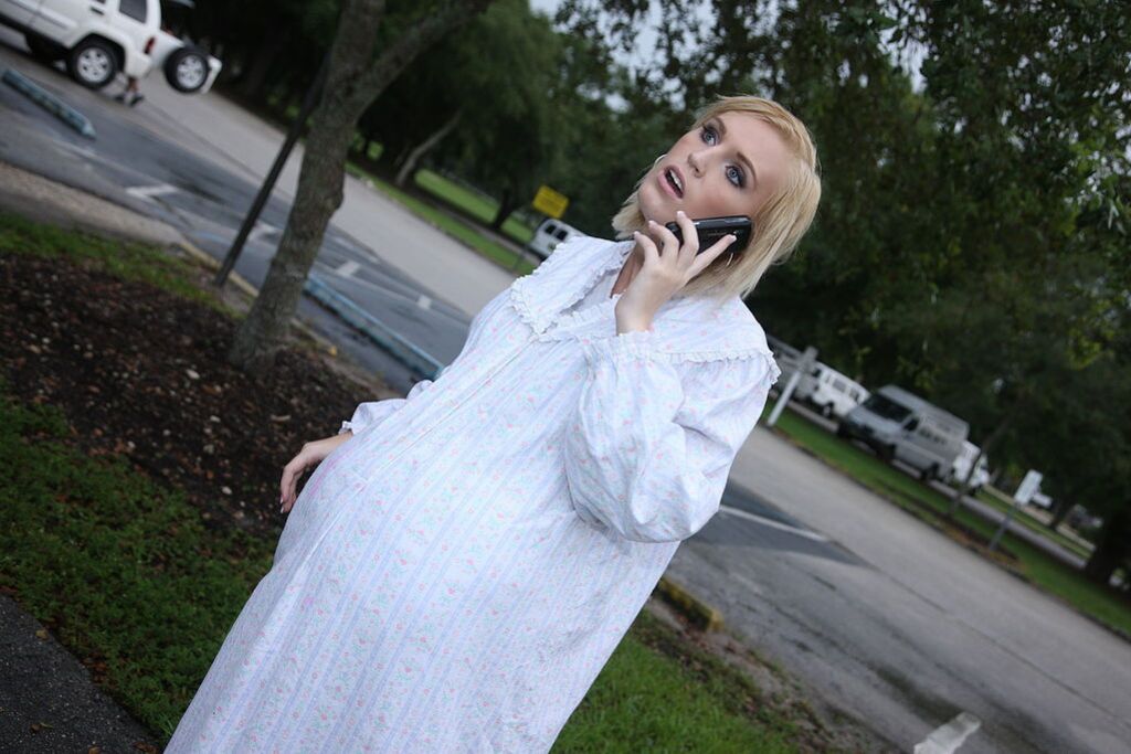 Drop Dead Gorgeous Amanda Bryant Gets Some Man Meat
