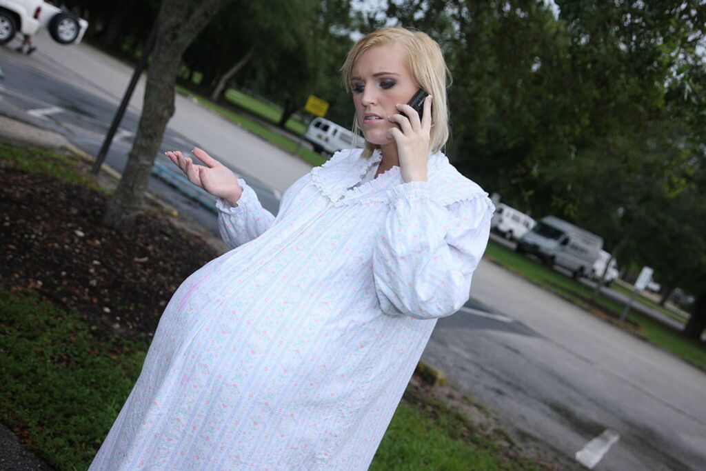 Drop Dead Gorgeous Amanda Bryant Gets Some Man Meat