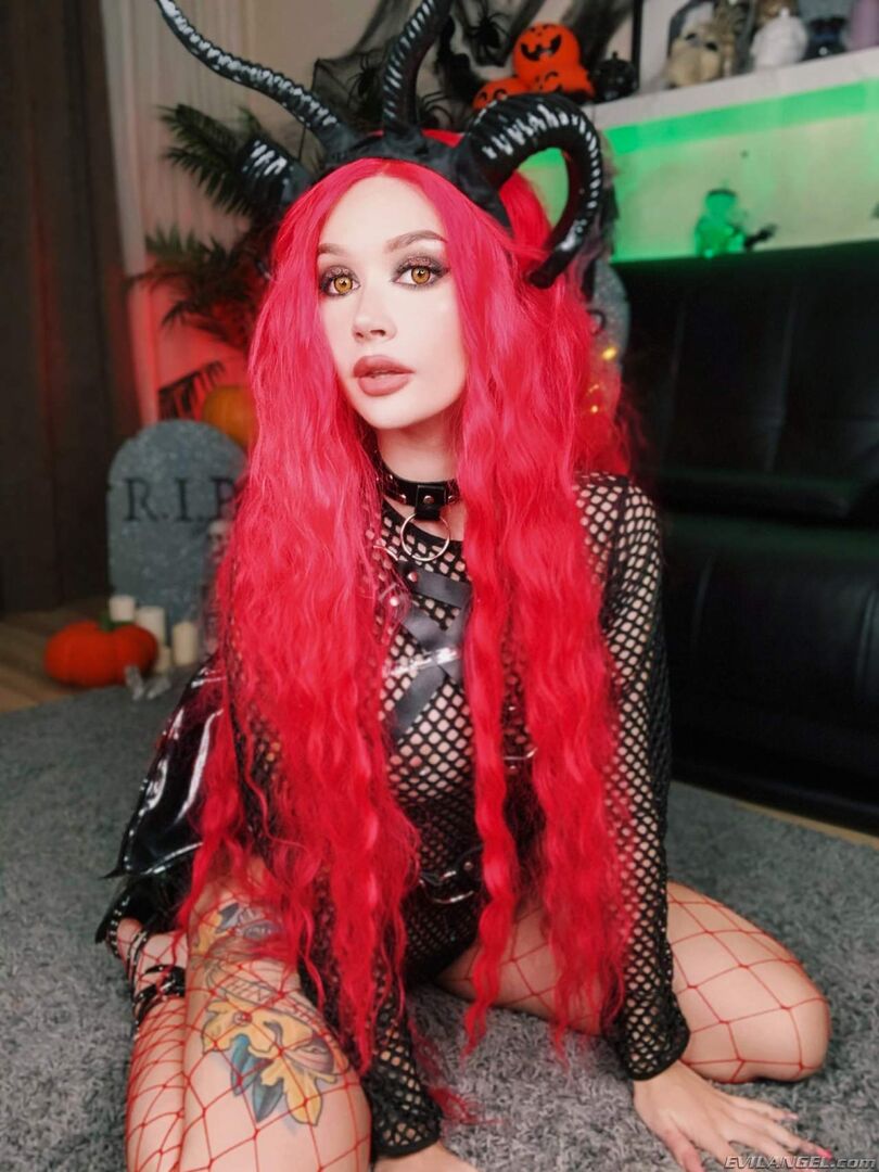 Succubus 3