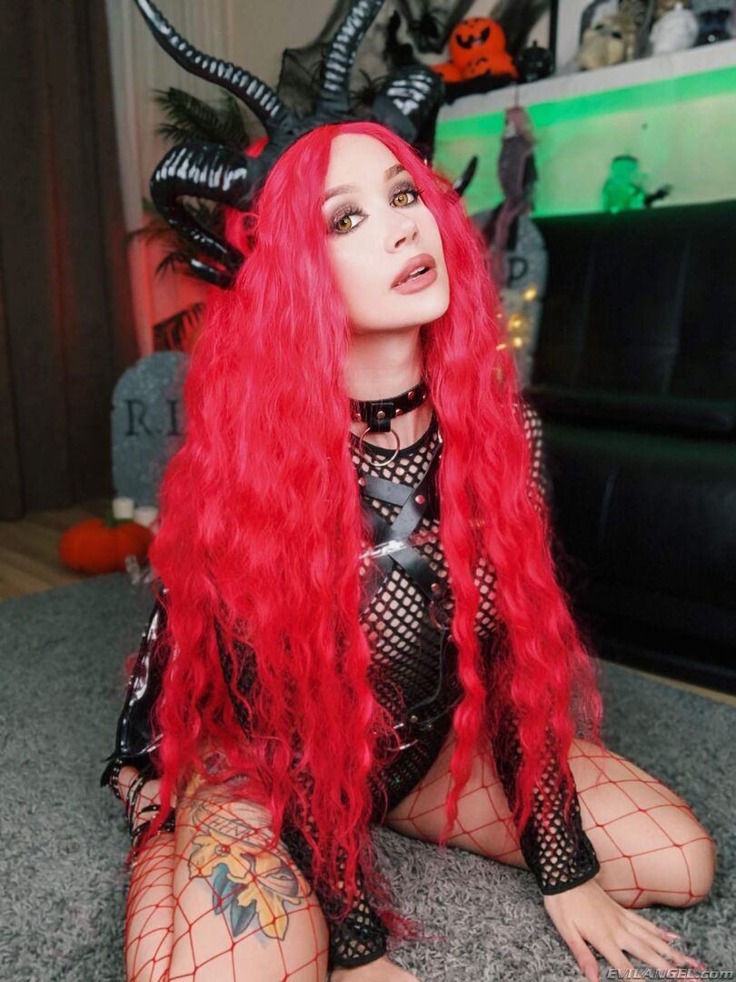 Succubus 3