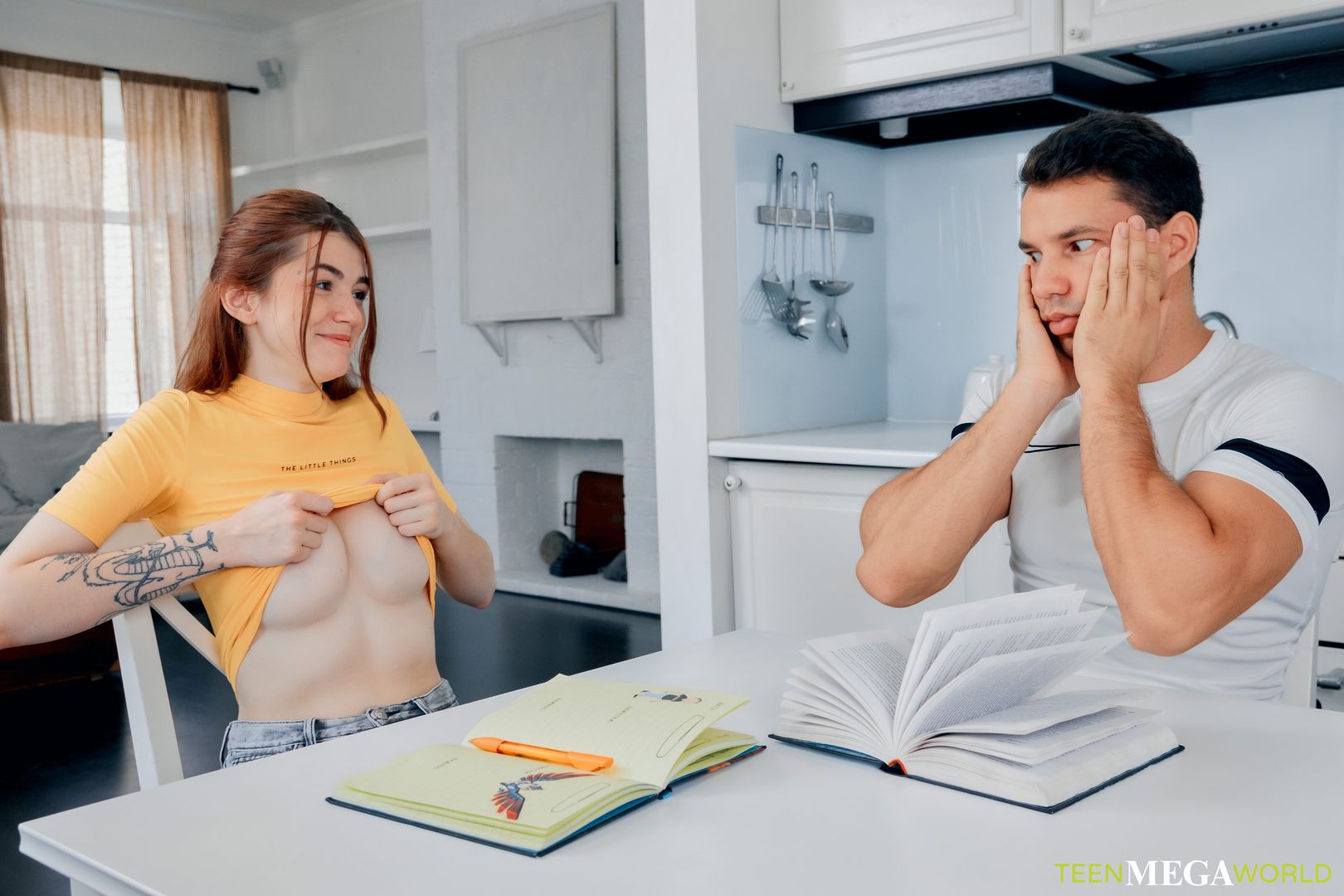 Hard-working cutie shows her boobs