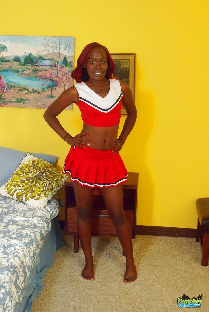 Kinky ebony cheergirl HDVU014