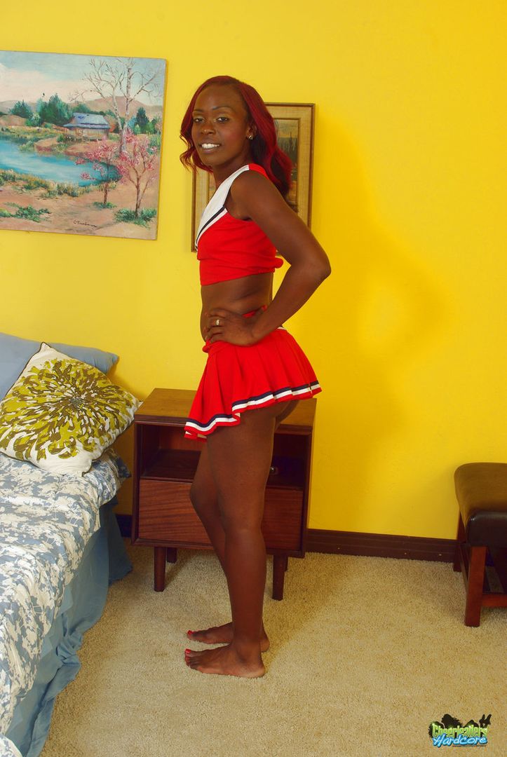 Kinky ebony cheergirl HDVU014