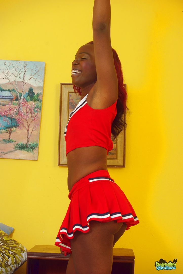 Kinky ebony cheergirl HDVU014