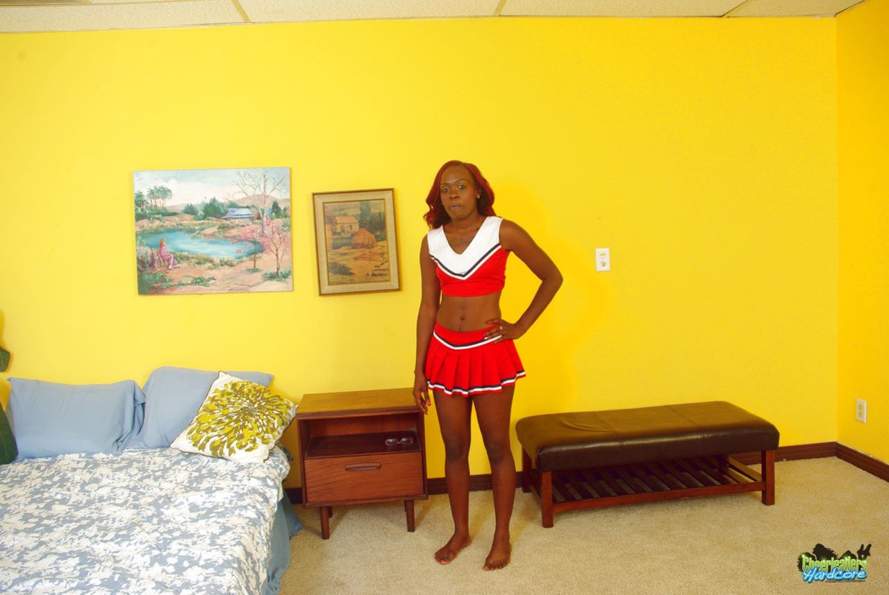 Kinky ebony cheergirl HDVU014