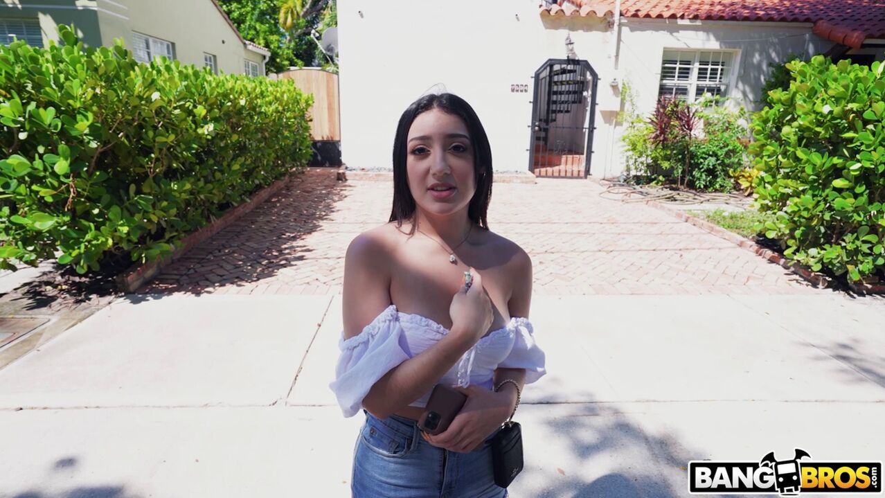 Sexy Shy Violet