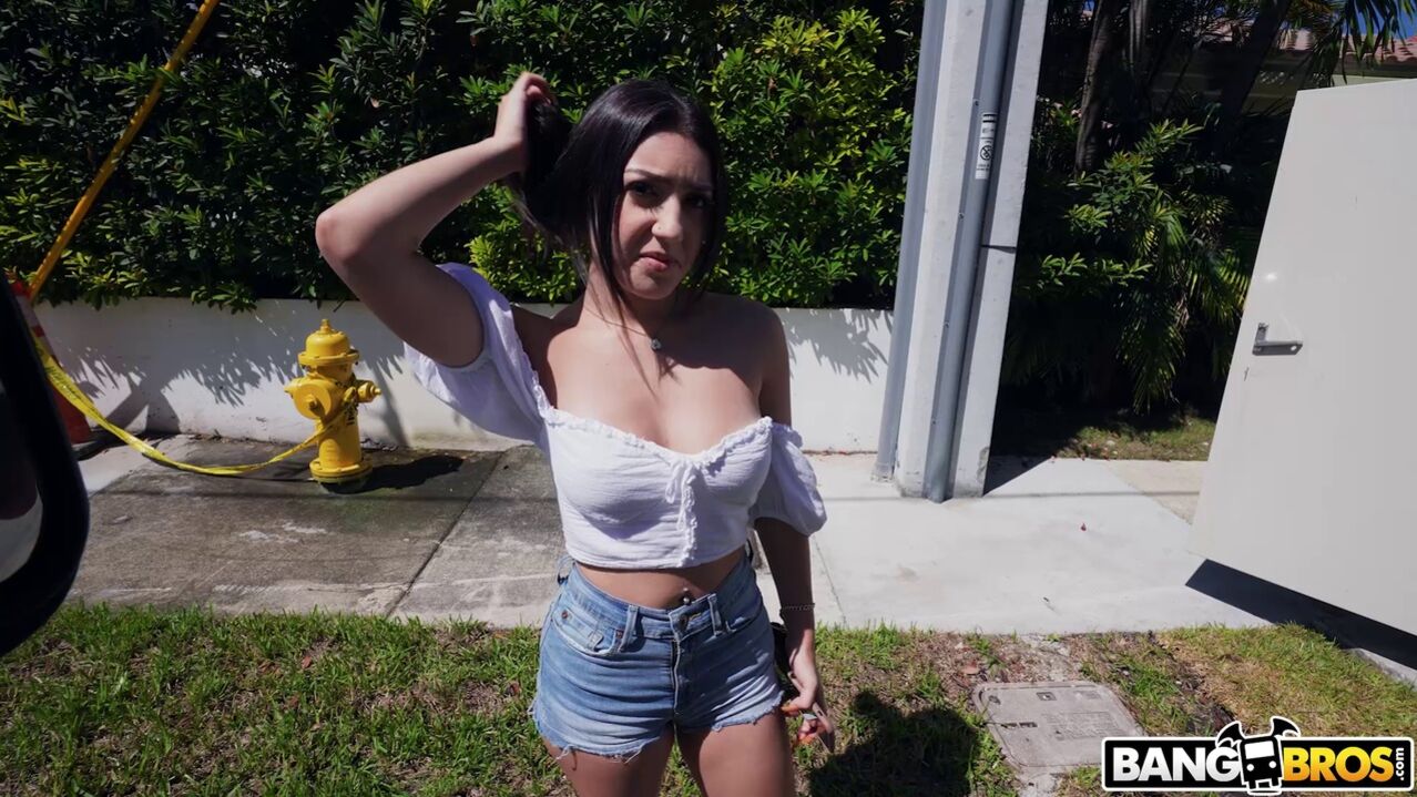 Sexy Shy Violet