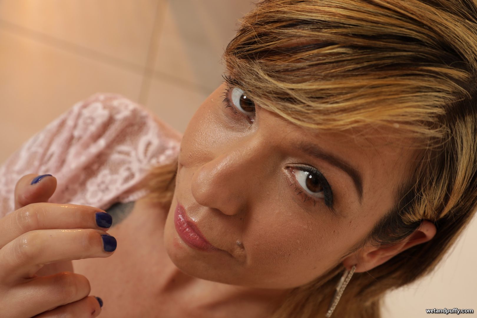 SARAH — FILTHY IN FISHNETS