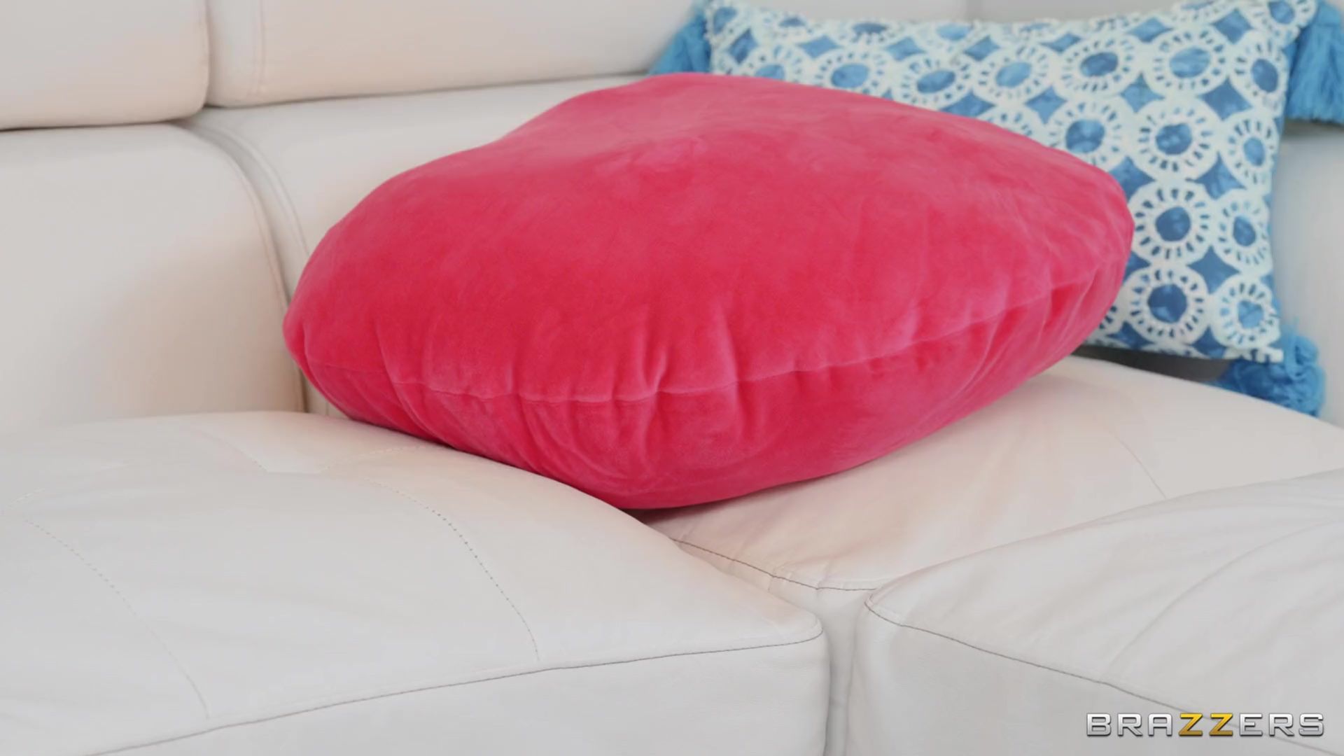 Half-Time Pillow Humping