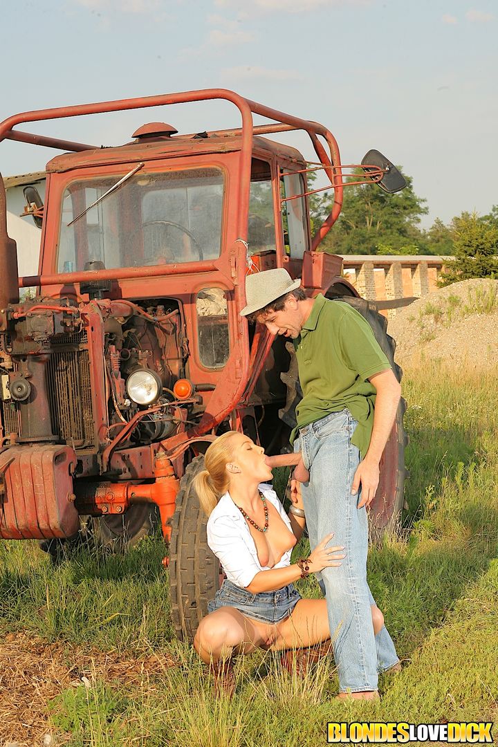 Valentina Gets Her Ass Plowed On the Farm