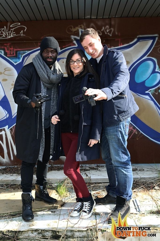 Lullu Gun: Threesomes Are Better In Public