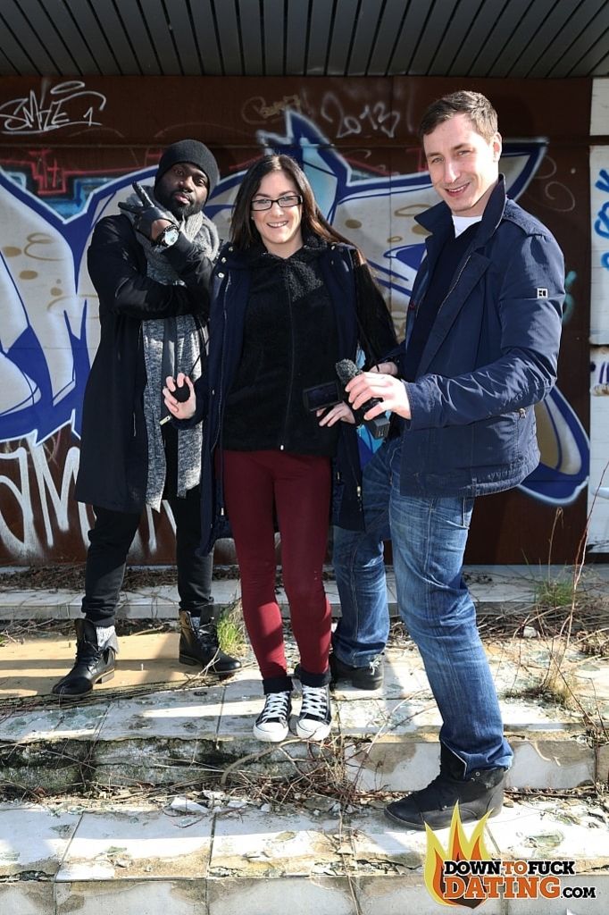 Lullu Gun: Threesomes Are Better In Public