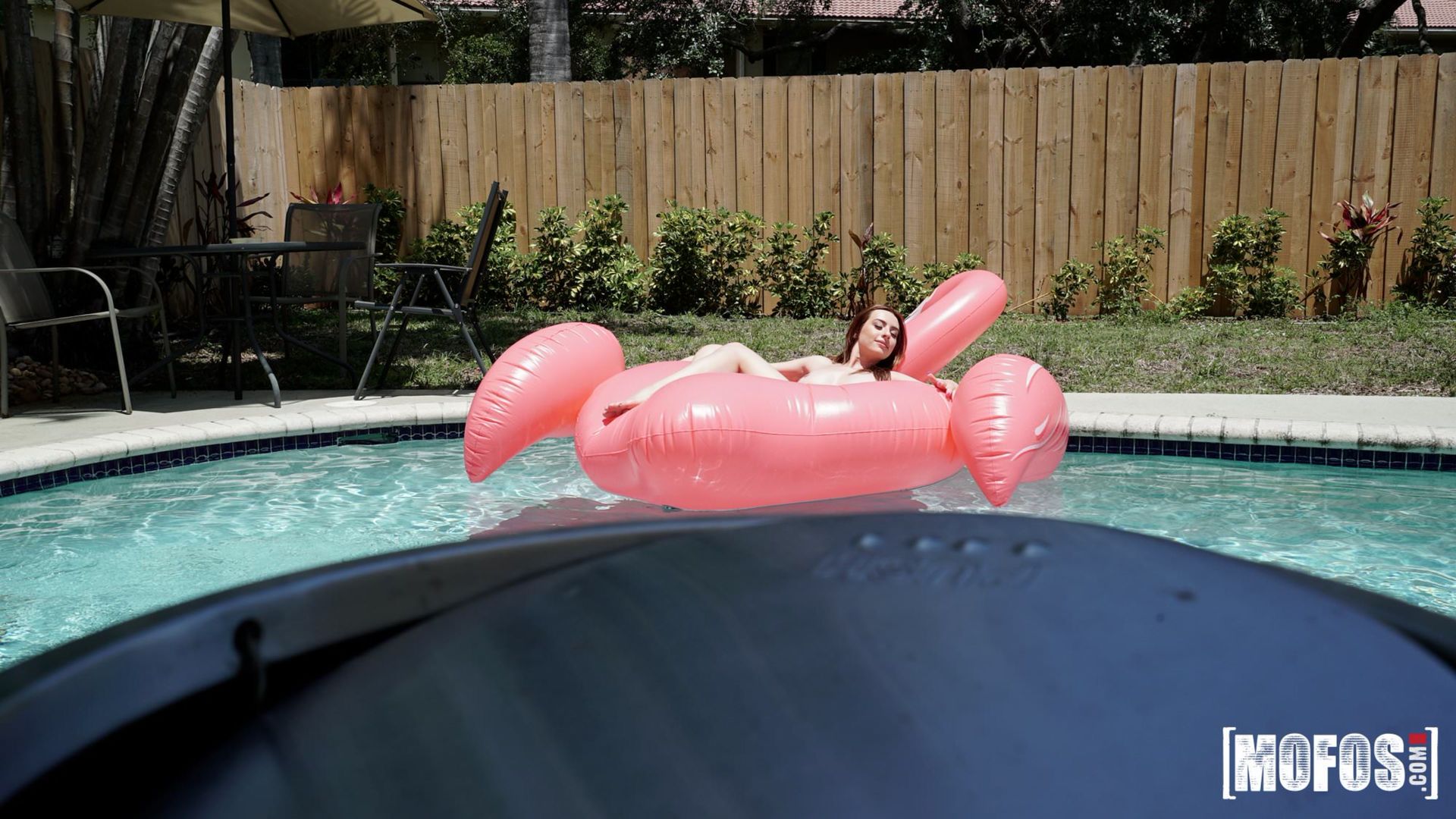 Poolside Peeking
