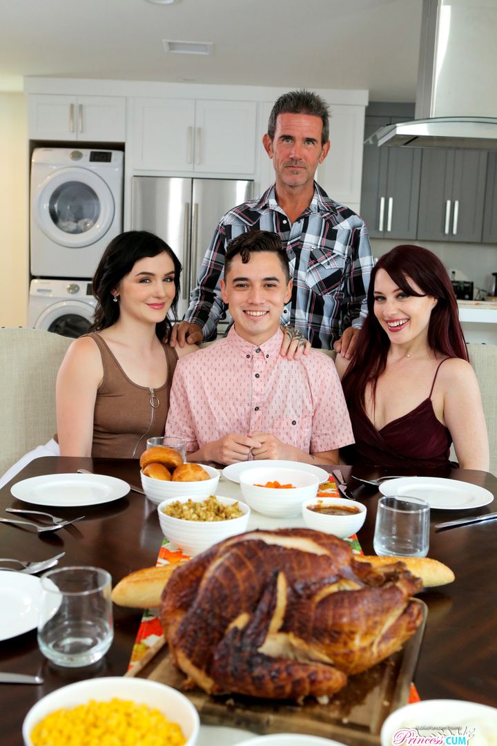 Did You Get Your Stepsister Pregnant On Thanksgiving - S6:E8