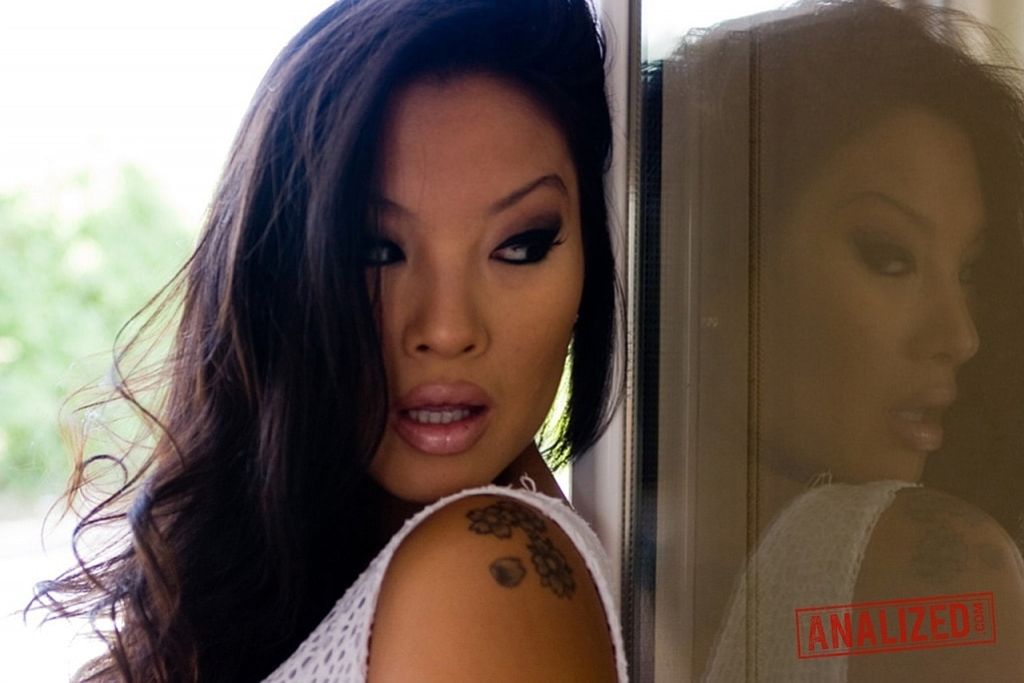 Asa Akira: Real Homemade Anal Sex With Boyfriend