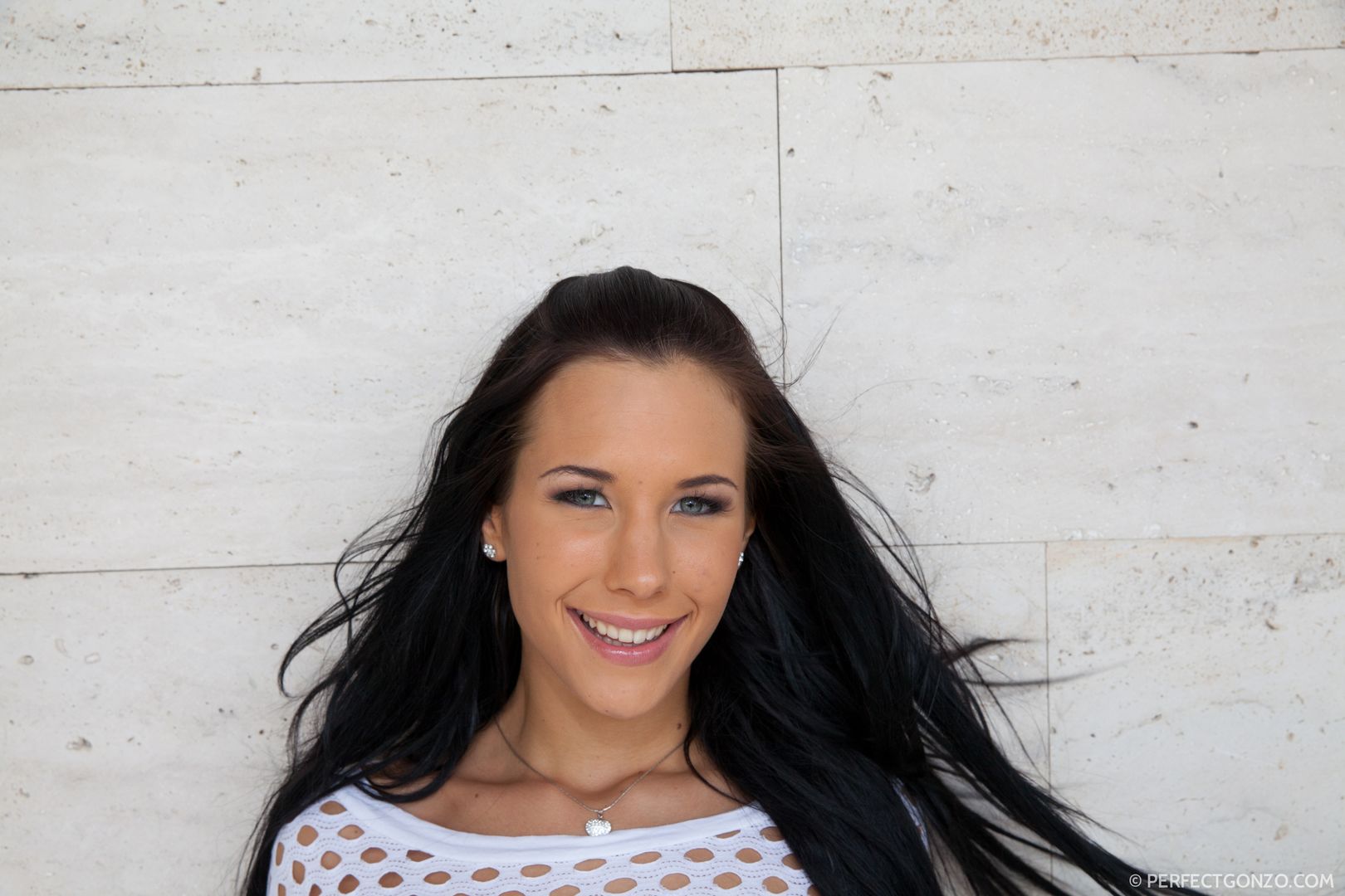 Kyra Hot 2
