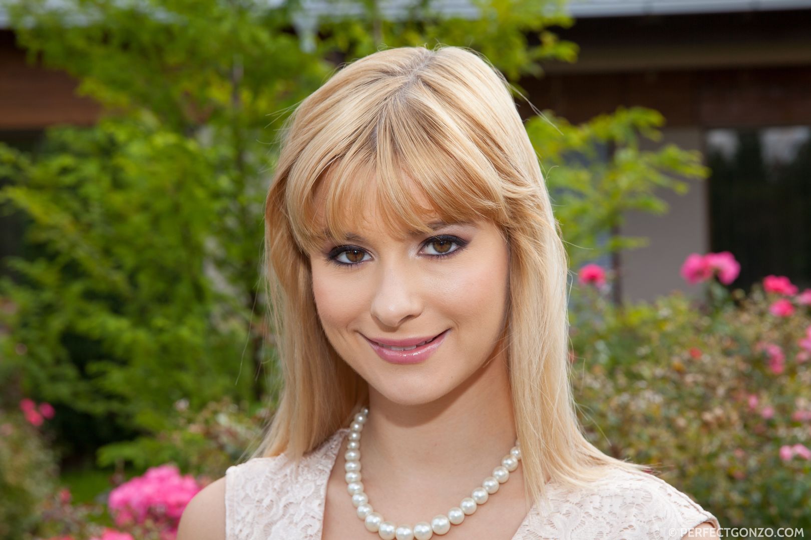 Charlyse Bella