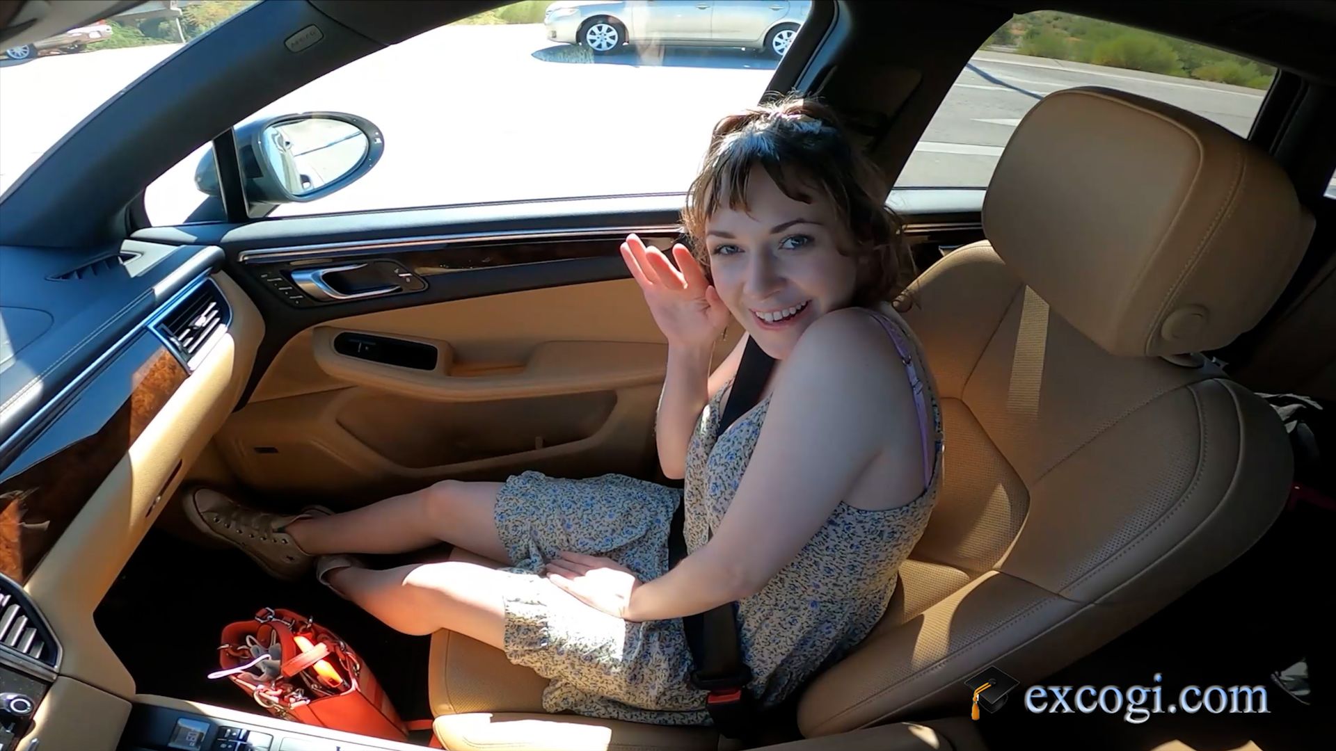 AVA SINCLAIRE