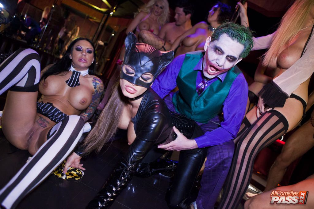 Big titty strippers in an orgy