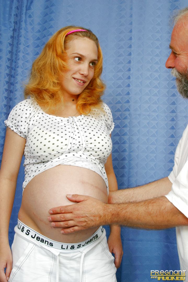 Horny preggo gets shagged