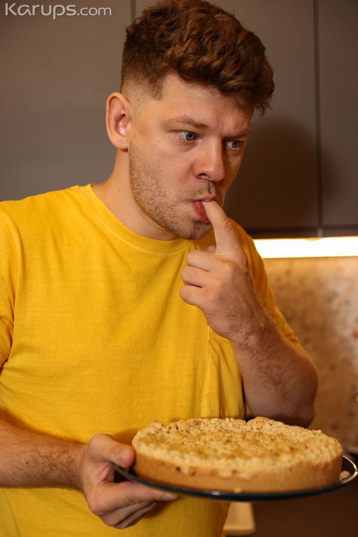 POUND MY PIE HOLE