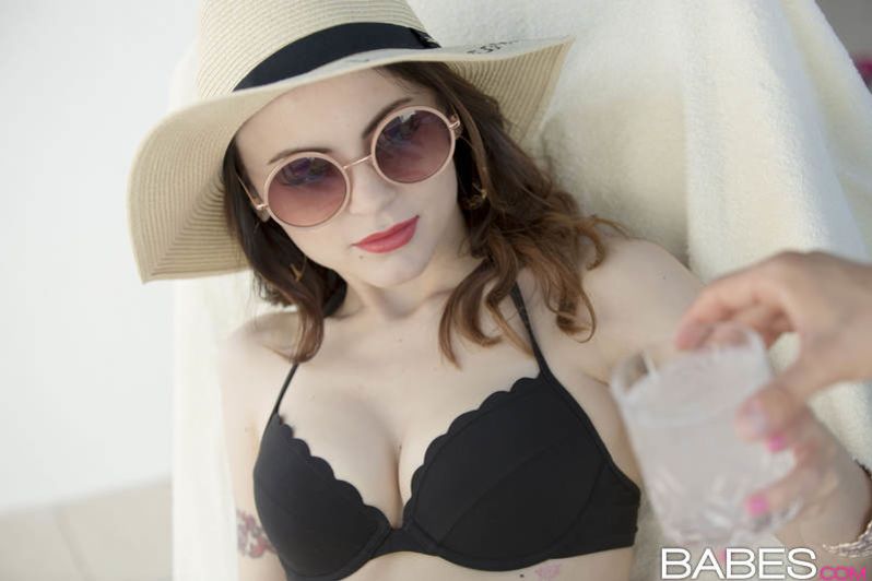 Rich Bitch 2
