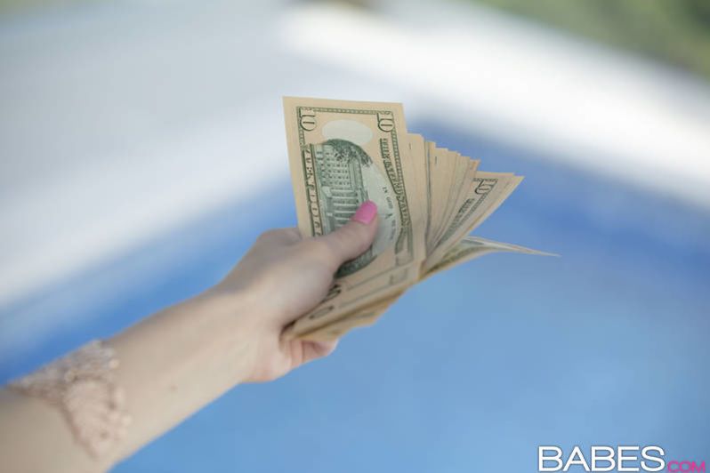 Rich Bitch 2
