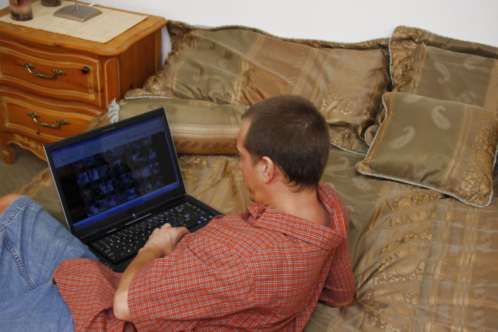 Lonely Scott Lyons Looking For Love Fucked Horny Anjanette